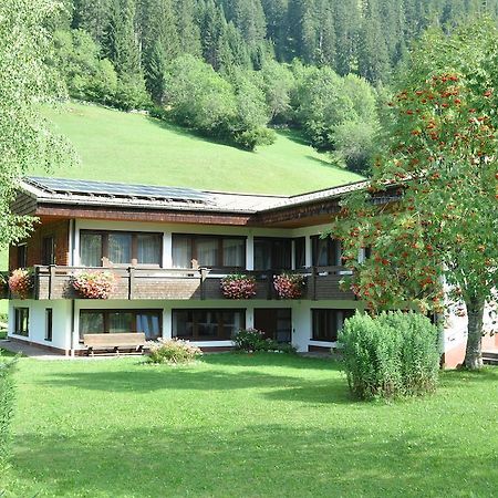 Ferienwohnungen Bailom Elbigenalp Exterior foto